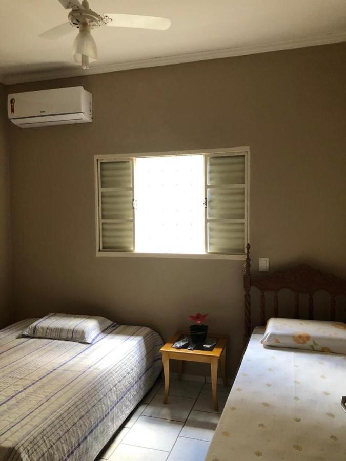 Casa Bela Em Olimpia Villa Esterno foto